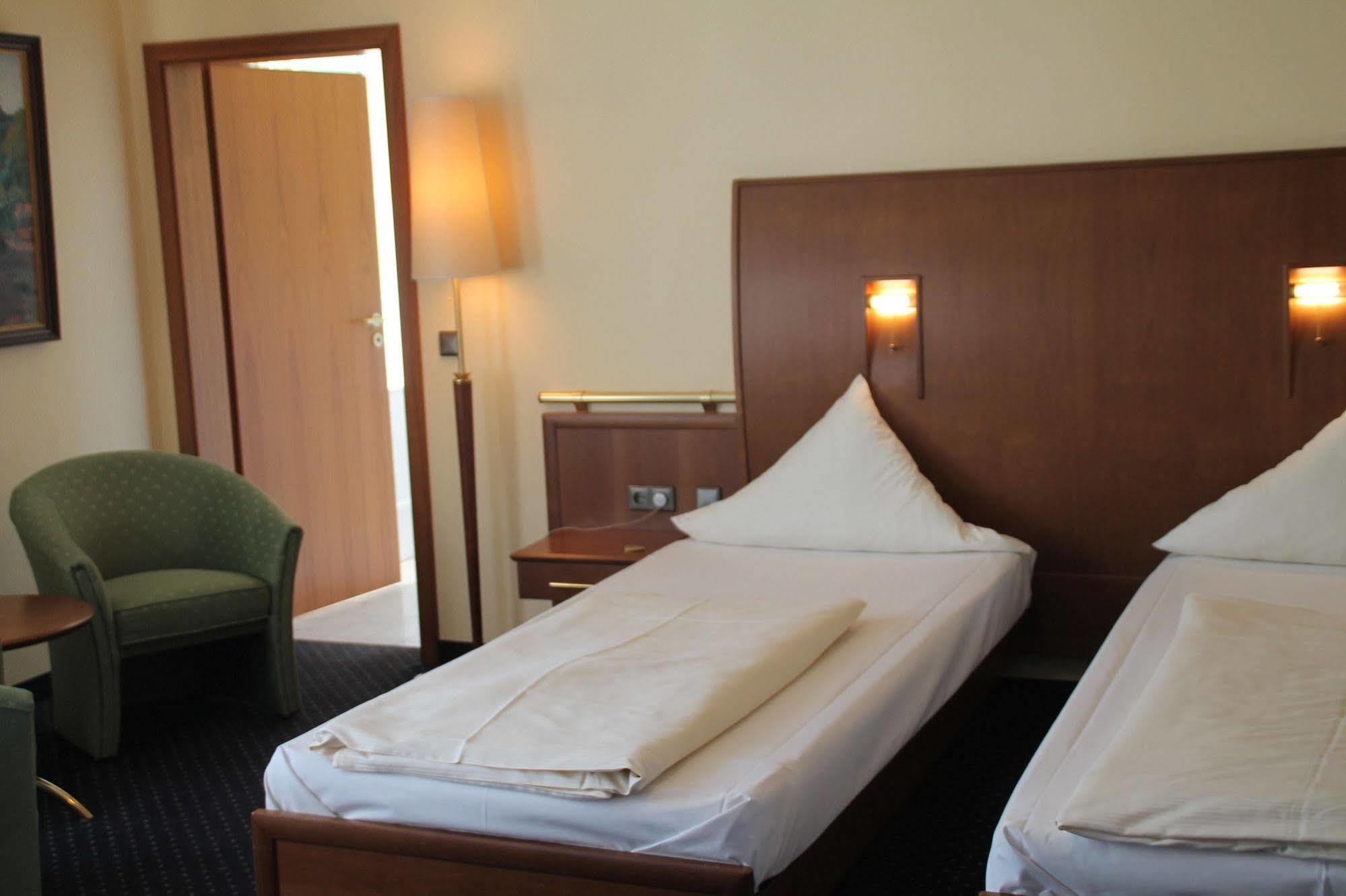 Victoria Hotel Minden  Bagian luar foto